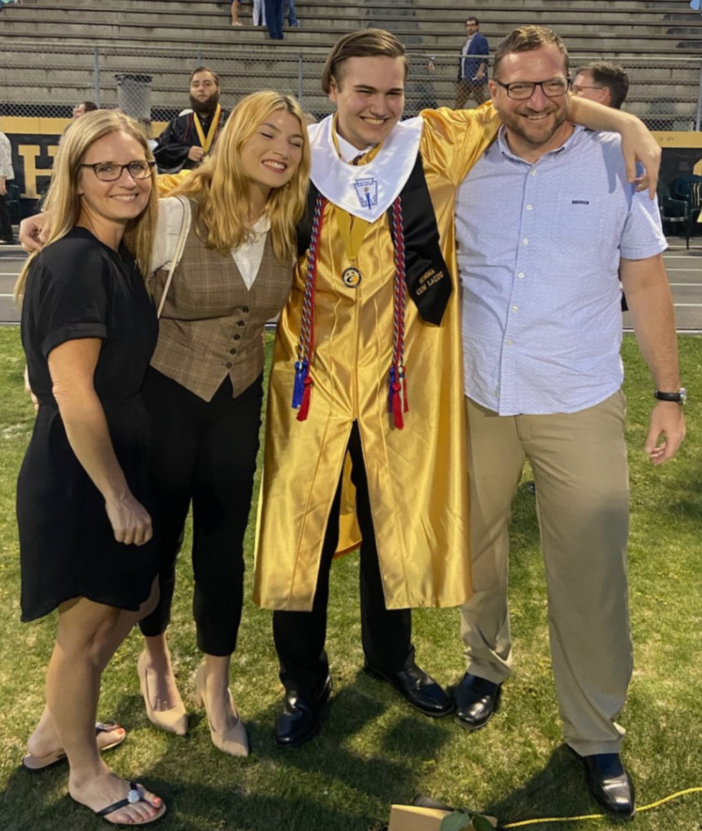BenSwinton76's tweet photo. So proud of my son Caleb!  He is a great young man who is as intelligent as he is humble. https://t.co/OOAVB86FEl