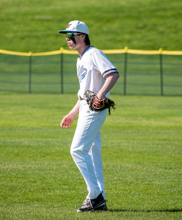 WT_VarBaseball's tweet photo. Most Improved Player: Sophomore OF Luke Holgate (@lukeholgate7) https://t.co/4tPieu7hCp