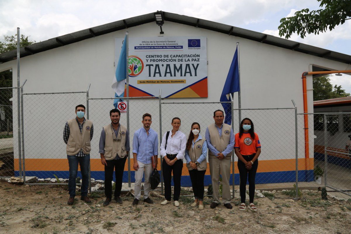 OEA_BelizeGuate's tweet photo. We welcomed the @Trust4Americas to discuss our economic empowerment programs at the Ta'Amay Peace Promotion and Training Centers. Together, we explored ways to continue empowering the #AZ population of #Belize 🇧🇿 and #Guatemala 🇬🇹. https://t.co/P499Cz7mSO