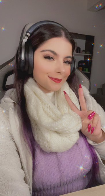 Estoy en directo desde el polo norte🙂 https://t.co/MQwEjXDThR  https://t.co/MQwEjXDThR https://t.co/MQwEjXDThR<a href="/tag/cuernacraft2"class="tags"><span>#cuernacraft2</span></a>