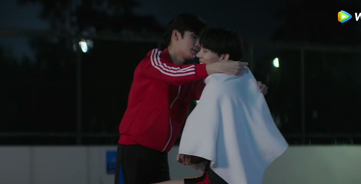 Uussanee's tweet photo. หมอกัณฑ์กับพี่บาร์ก็หวานกันไม่เบานะคะหัวหน้า 
#กลรักรุ่นพี่Trailer https://t.co/zahH92ZNJA