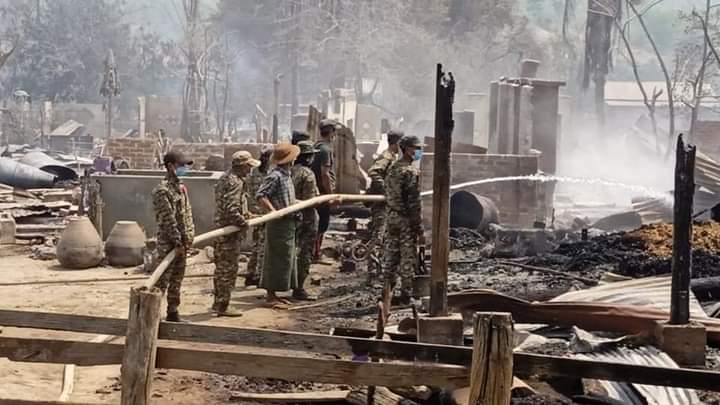 zanyzin's tweet photo. What is the solution of dictatorship 
#WhatsHappeningInMyanmar https://t.co/1VbE3BoQXe
