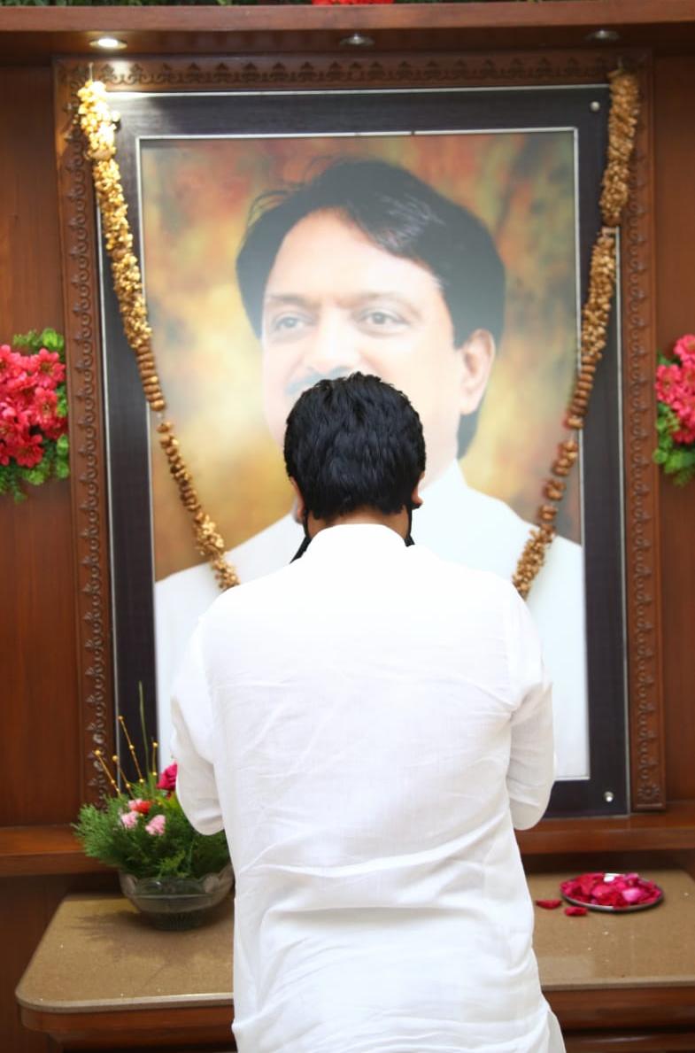 Dhiraj V Deshmukh tweet media