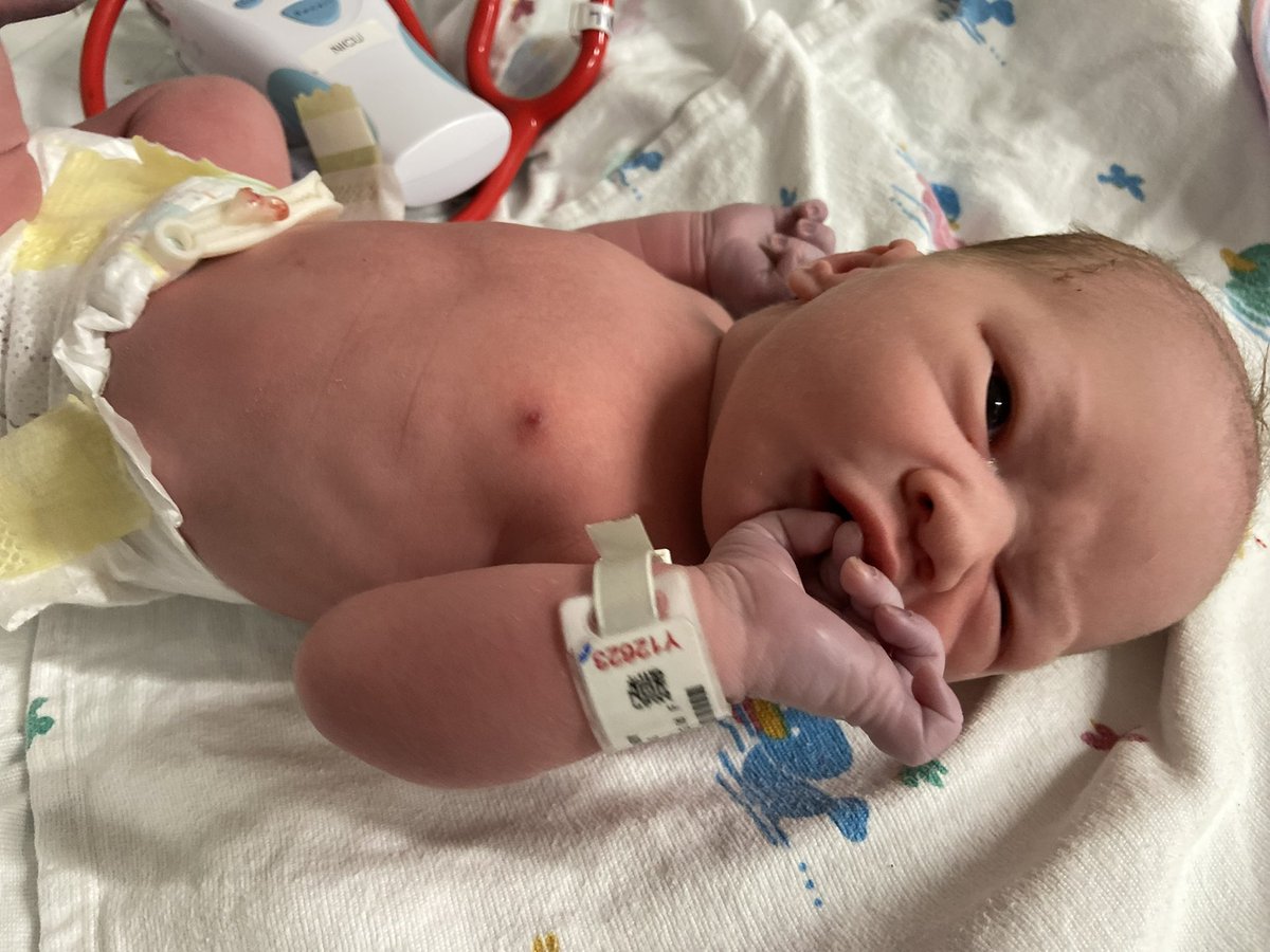 BallardGGolf's tweet photo. I’m proud to welcome the newest Bomber! Jacob Keith Ogle arrived at 6p today! 7lb 9oz and 20.5” long. Mom and Jacob are doing great! BGG https://t.co/l4Y0Yvi09h