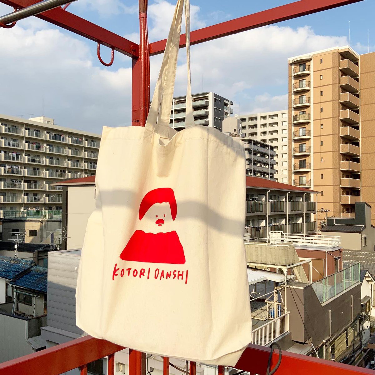 お久しぶりです、おはようございます🐮

大阪は阪神梅田本店（8階催事場）にて開催中の小鳥ガーデン2022 PARTⅡに参加しております。
よろしくお願いいたします。

期間：5/25(水)～5/30(月)
時間：10時～20時※最終日は17時まで