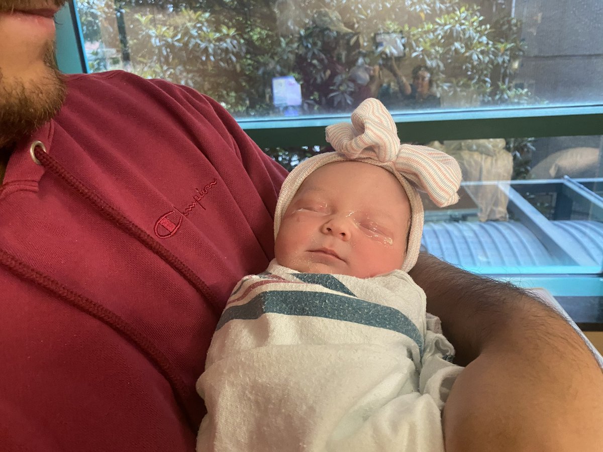 K🦵llyKAPOWski tweet media