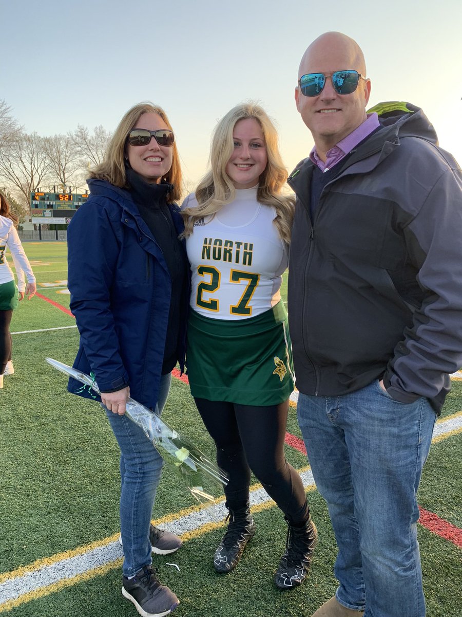 davidbarthel1's tweet image. Our senior captain.  What an incredible season, and my last as a parent of a high school student.  Im overwhelmed with pride and a touch of sadness.  Excited for your next chapter Lauren!