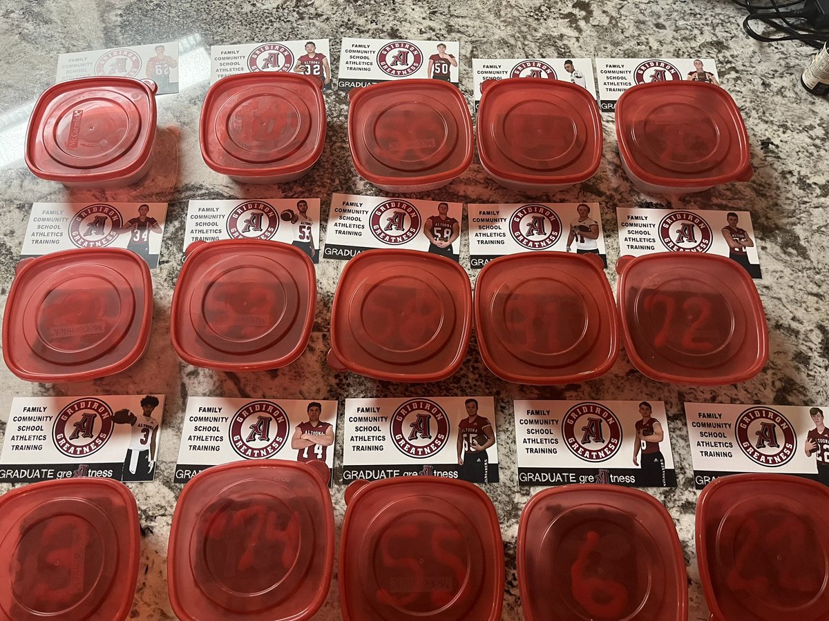 ALTRRnationFB's tweet photo. The most important victory brownies of the year will be distributed tomorrow!
#graduategreAtness #creatingreAtness https://t.co/C02OzAVwhx