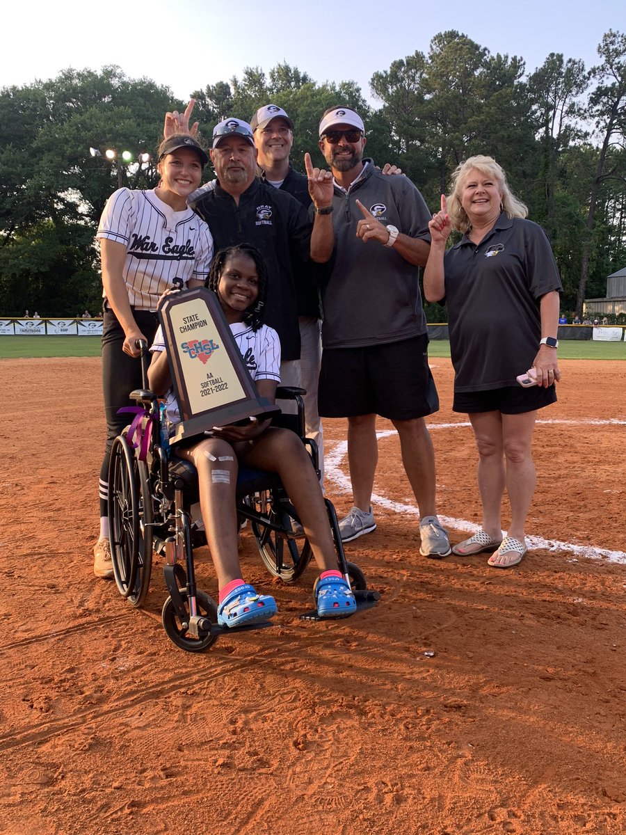 coachholmes54's tweet photo. 2022 Class 2A State Champions!! This team is so fun to watch! They play together and play hard. What a year it has been for our school. Now time to finish the deal this Saturday as our boys play for the Baseball State Championship!! #WarEagle #StateChamps #LetsGetOneMore https://t.co/sua9yoVJ1I