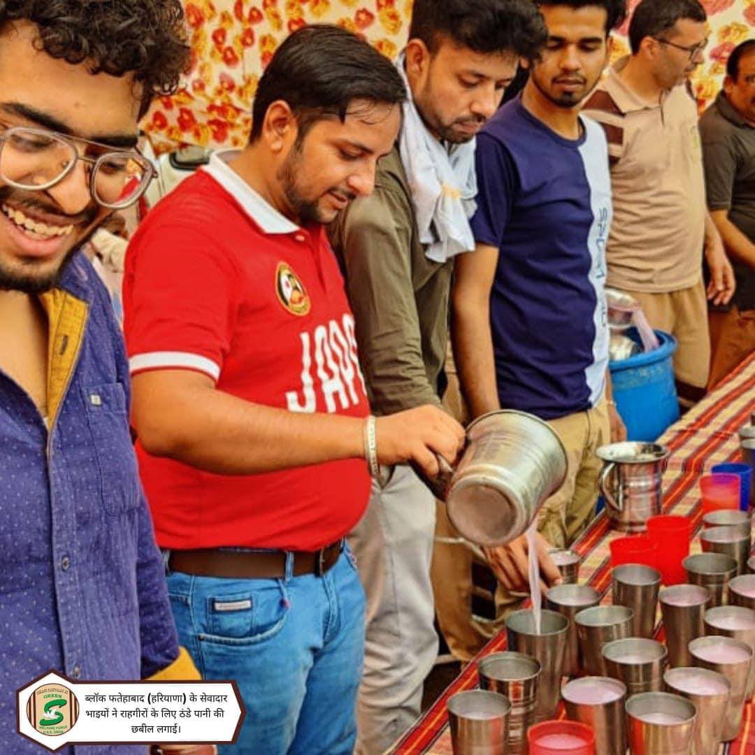 St.<a href="/Gurmeetramrahim/">Dr.GURMEET RAM RAHIM</a> ji inspired <a href="/DSSNewsUpdates/">Dera Sacha Sauda</a>  volunteer for organizing sweet #WaterFacility campaigns for passersby, on roads and railway stations to #BeatTheHeat and this major goals of true inspiration are given by St.<a href="/Gurmeetramrahim/">Dr.GURMEET RAM RAHIM</a> ji.