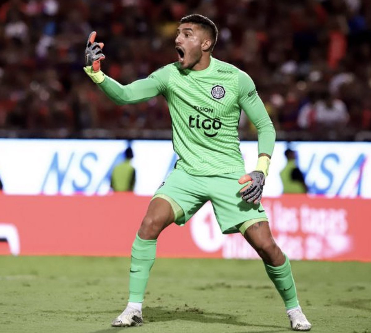 Pará, pará, pará, sácale una foto se van a los octavos, pero con el * roto🎼😂Ya puká mbaé. Se pudo arriesgar antes y meter jugadores ofensivos. Tarda nuestro técnico para hacer cambios. Pero jeyma: “IPÚ VITEKA <a href="/pzeballos10/">Pablo Zeballos</a> dixit”. <a href="/GastonOlveira_/">Gaston Olveira</a>, nos lleva a la <a href="/Sudamericana/">CONMEBOL Sudamericana</a>🥂