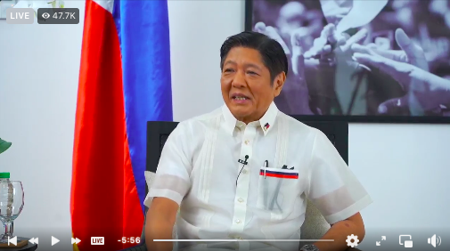 rapplerdotcom's tweet photo. NOW: President-elect Bongbong Marcos holds what appears to be a press briefing for select media outfits. His Press Sec Atty Trixie Cruz Angeles by his side. We were not told of this briefing, and were told their HQ is closed today. Net25, SMNI, GMA only ones there. | @lianbuan https://t.co/Y7Ey4kIFNY