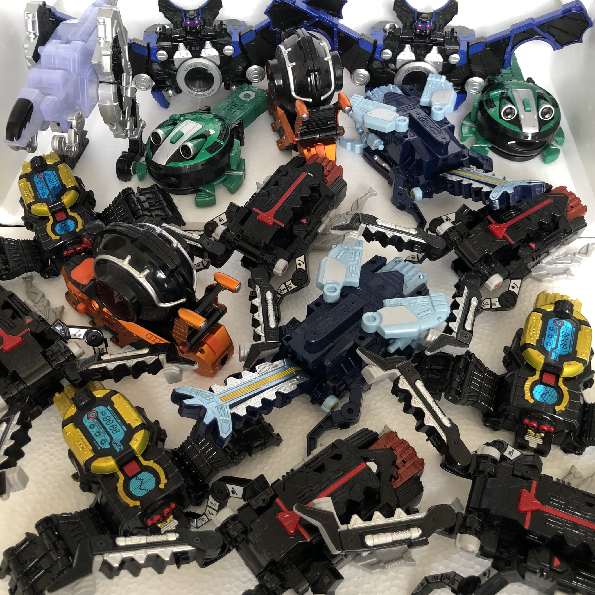 メモリガジェット スタッグフォン スパイダーショック バットショット 等々 メモリガジェットDXスタッグフォン、スパイダーショック、バット