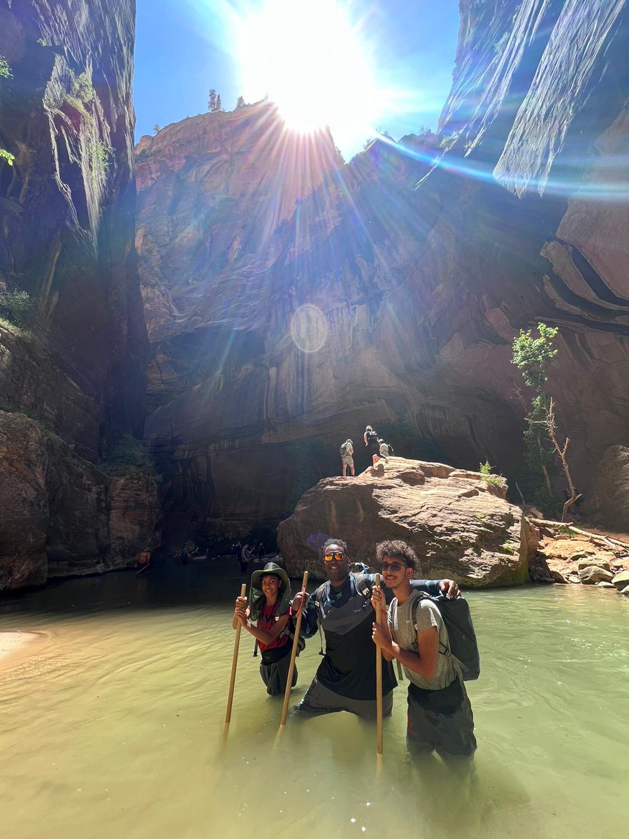 CX_AnthonyW's tweet photo. Great time hiking the Narrows at Zion National Park https://t.co/xtqBh2LwnO