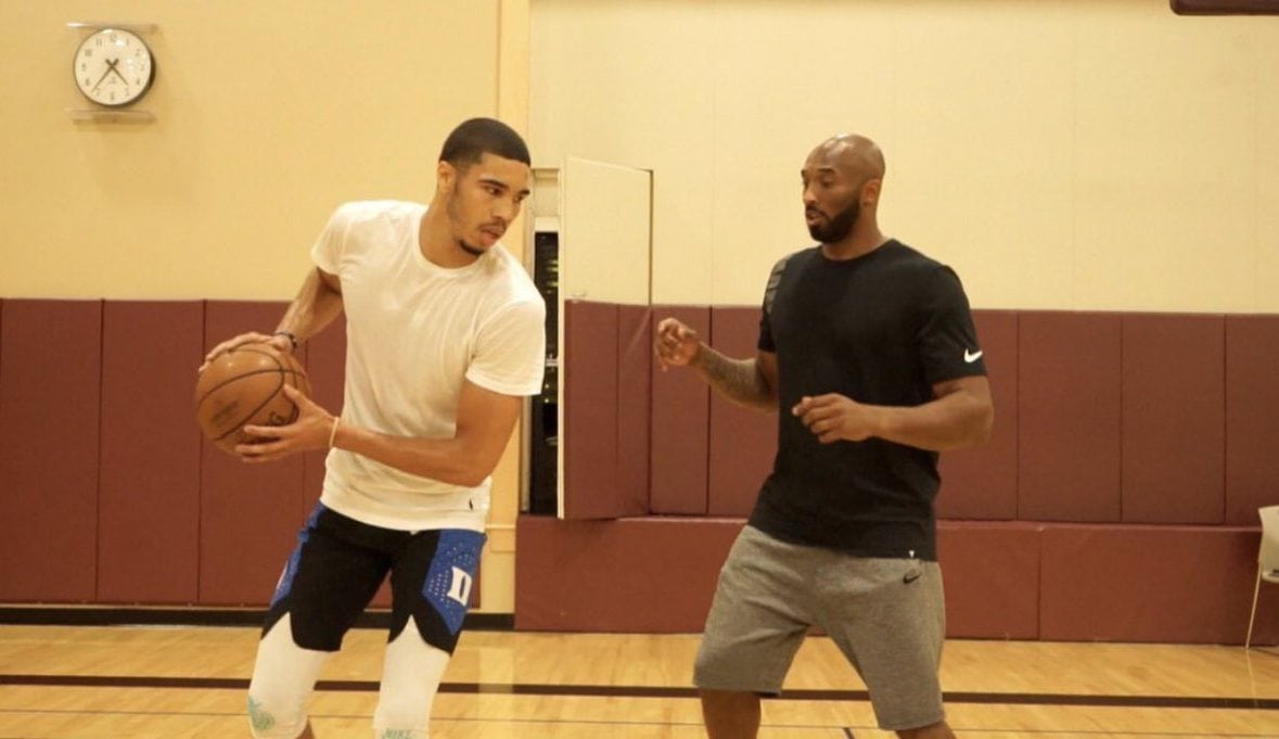 Jayson Tatum se convirtió en el segundo jugador más joven de la historia en alcanzar los 1.500 puntos en Playoffs.

El primero es Kobe Bryant, su ídolo.