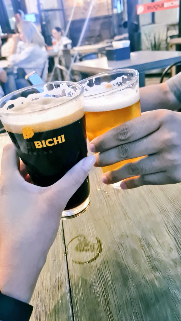 pinavillasenorr's tweet photo. Salud por ser adultos responsables🤣!!  @afhndez https://t.co/Gvr3bl3Qe1