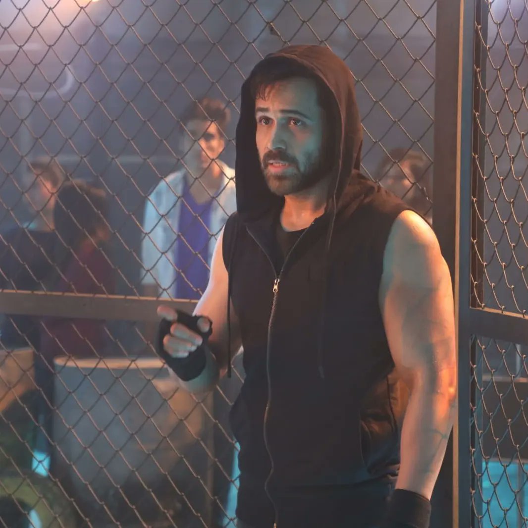 bioscopeswala's tweet photo. Let the games begin!! New ad comin up 😎
@emraanhashmi 
pic credit: @emraanhashmi https://t.co/HrvmYOHMur