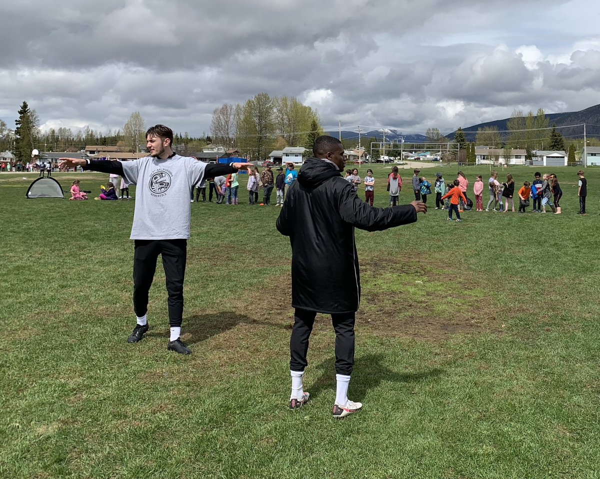 Erica McLean tweet media