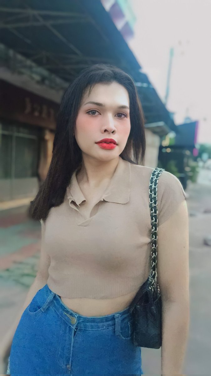 Fern53956298's tweet photo. เหงาจัง🤪 #ขอนแก่น https://t.co/HXfzn4RJzS