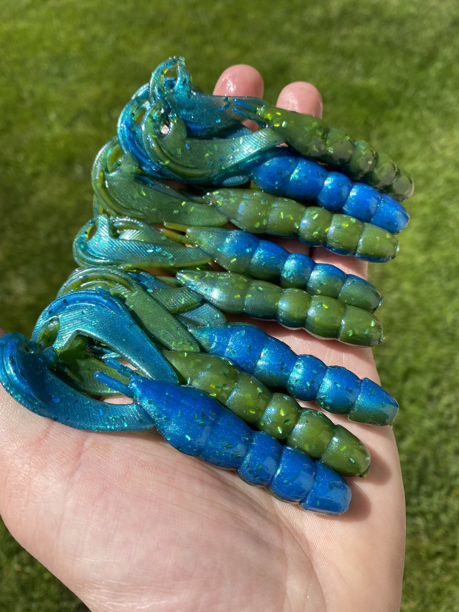 Made some awesome blue and green laminate craws!
blotterscustombaits.com