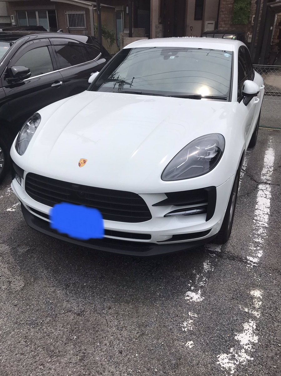 CARICH_official's tweet photo. 従業員駐車場に白ポルシェ🤣
誰🤣??
#CARICH
#Porsche
#ポルシェ
#出勤ポルシェ
#新人ポルシェ
#青山ポルシェ
#ターボじゃなくて良かった https://t.co/Scwva8aqss