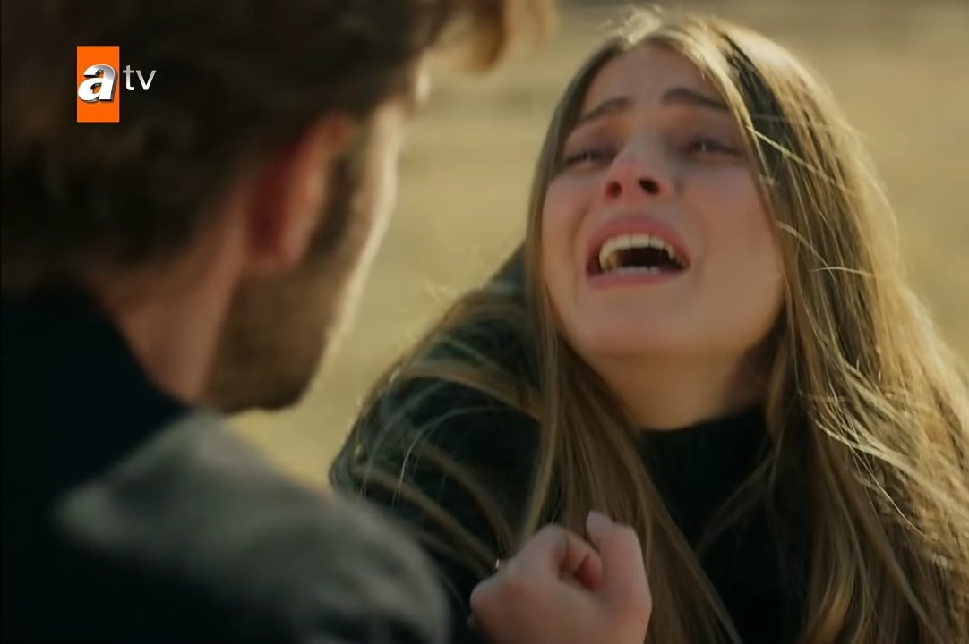 <a href="/YarenSadogluMx/">𝓨𝓪𝓻𝓮𝓷 Ş𝓪𝓭𝓸ğ𝓵𝓾</a> Me quieres engañar de nuevo? Suelta eso! Dame esa arma! #HercaiEnImagen