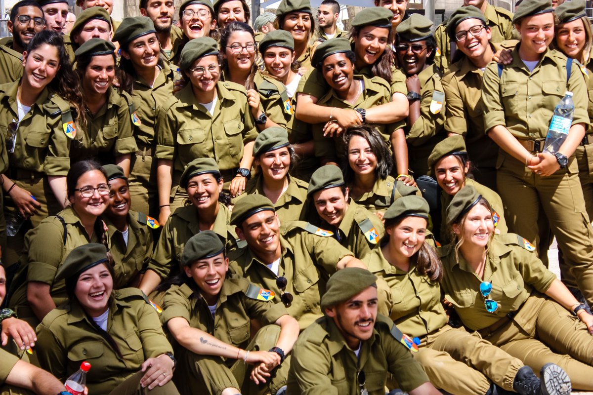 اليوم تحل الذكرى ال74 لتأسيس جيش الدفاع الإسرائيلي، الذي أصبح في زمن قياسي من أقوى جيوش العالم وأكثرهم…