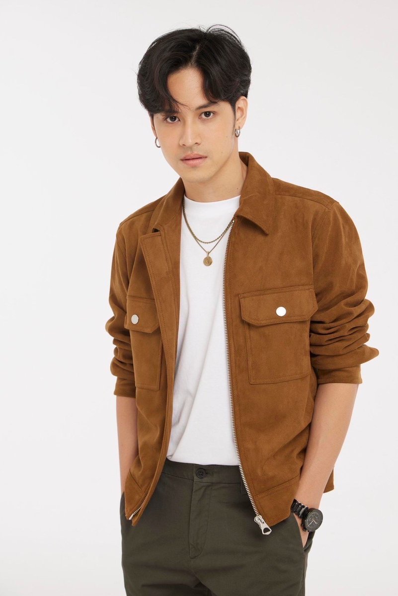 newsplusTH's tweet image. อิ่มบุญอิ่มใจ !! เก้า จิรายุ พร้อมครอบครัว ร่วมบุญเป็นเจ้าภาพถวายโดนัท,ไอศกรีม และแฮมเบอร์เกอร์ ณ สำนักสงฆ์ ศูนย์เบญจธรรม ดอนเมือง newsplus.co.th/entertainment/… #newsplusTH