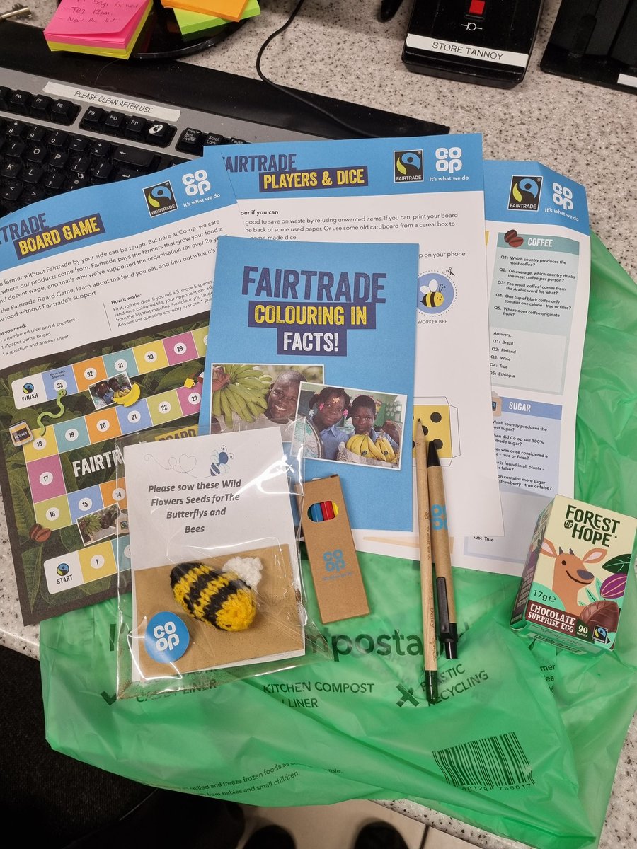 Fairtrade session with local children at Feel Good Factor in Leeds! Thanks to @TasneemSuleman5 and my Team Member Lisa for bringing smiles to their faces with goody bags and loads of info 😍 @JoshMcNaboe @mazieblake12345 @edpowell79 #CoopRadio