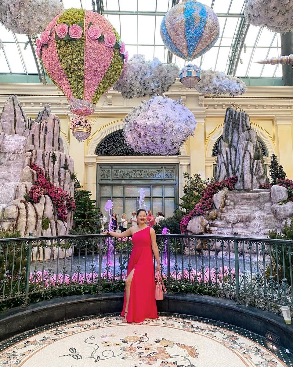 Rashami Desai has posted some fab pics of herself from her solo trip, enough beautiful to give you fomo🙃

#rashami𝐃𝐞𝐬𝐚𝐢 #Rashamians 
<a href="/TheRashamiDesai/">Rashami Desai</a> #RashamiDesai