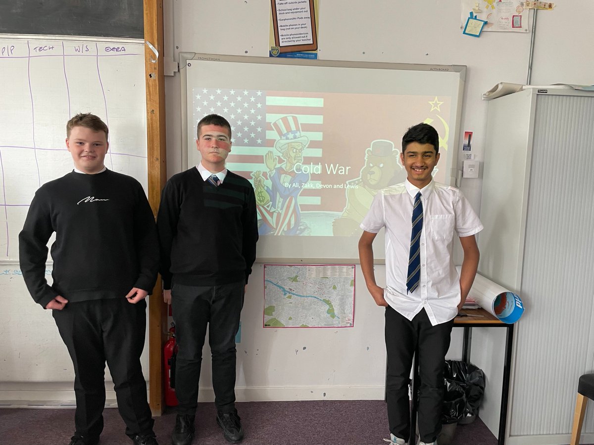 RHSocialSubject's tweet photo. More of 2C2 leading the learning! Pupils delivered their own lessons to the rest of the class. Fantastic work! @renfrew_high https://t.co/MLxAM3nIST