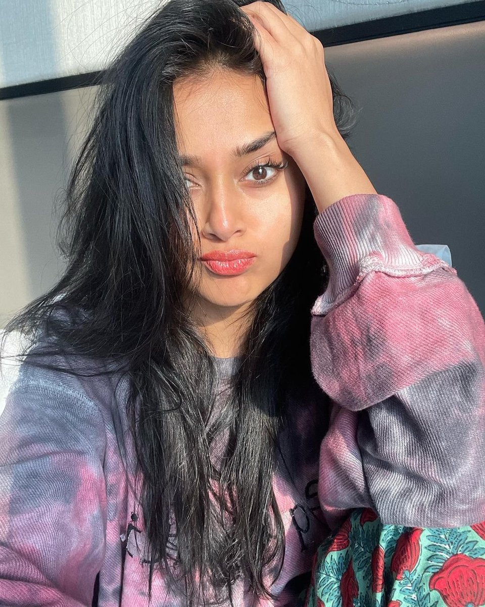 Tejasswi Prakash has turned out to be #1 with most Instagram engagement leaving behind leading Bollywood beauties to attain the most engagement among all Indian actresses.🎉

#Teja #TejasswiPrakash #Tejasswians #TejassswiPrakash #TejaTroops #tejasswi #TejRan #TejasswiPrakash𓃵