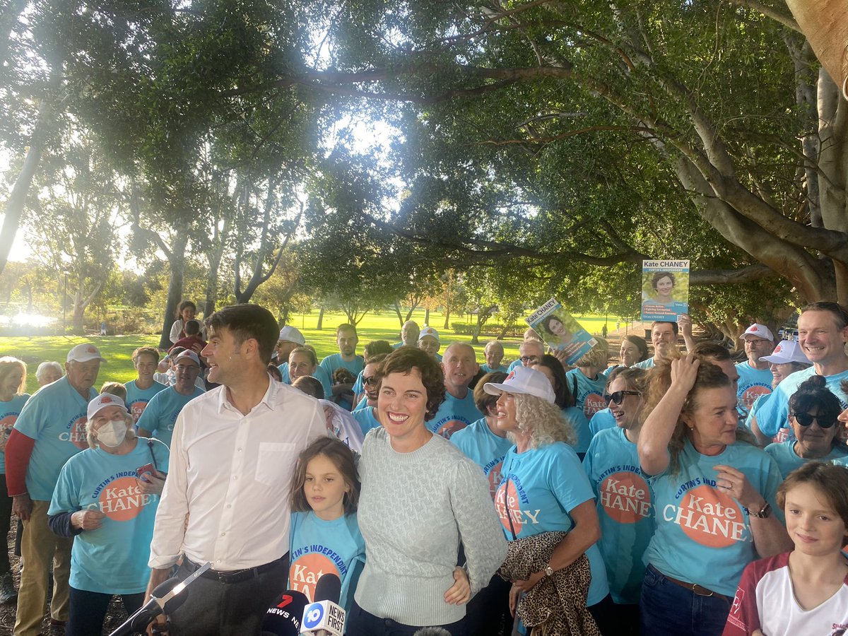 Michael Traill (@michaeltraill1) on Twitter photo An emotional sea of teal has rallied behind <a href="/ChaneyforCurtin/">Kate Chaney</a> for her first press conference as Curtin’s Independent Member of Parliament.
#auspol #AusPol2022 An emotional sea of teal has rallied behind <a href="/ChaneyforCurtin/">Kate Chaney</a> for her first press conference as Curtin’s Independent Member of Parliament.
#auspol #AusPol2022