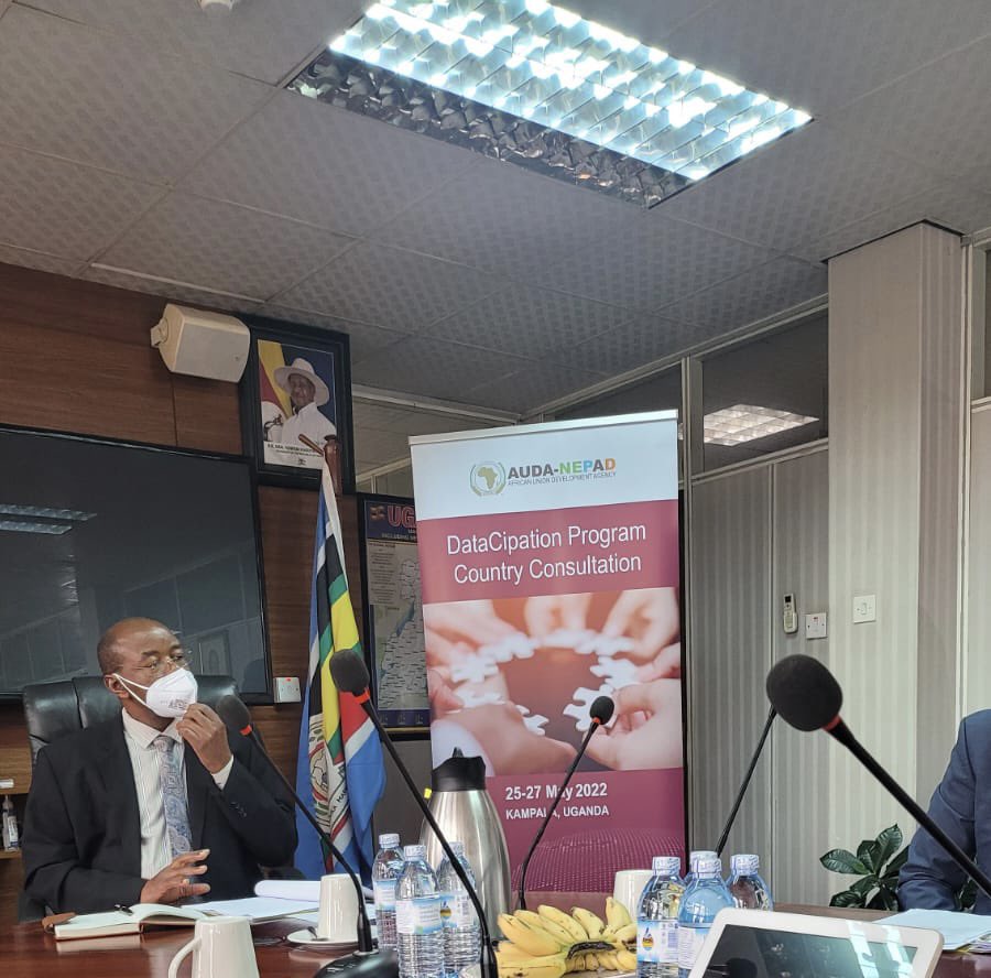 A press briefing was held with Hon <a href="/AmosLugoloobi/">Amos Lugoloobi</a>,Planning <a href="/mofpedU/">Ministry of Finance</a> on the first country consultation of <a href="/NEPAD_Agency/">AUDA-NEPAD</a> <a href="/Datacipation/">DataCipation</a> program.The Minister highlighted the importance of an inclusive, effective and innovative #Citizensengagement