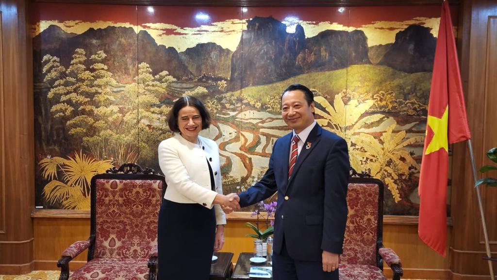 AusAmbVN's tweet image. Proud to support incorporating responsible business conduct and protection of human rights into the Corporate Sustainability Index 2022 #humanrights #CSI2022 #VCCI