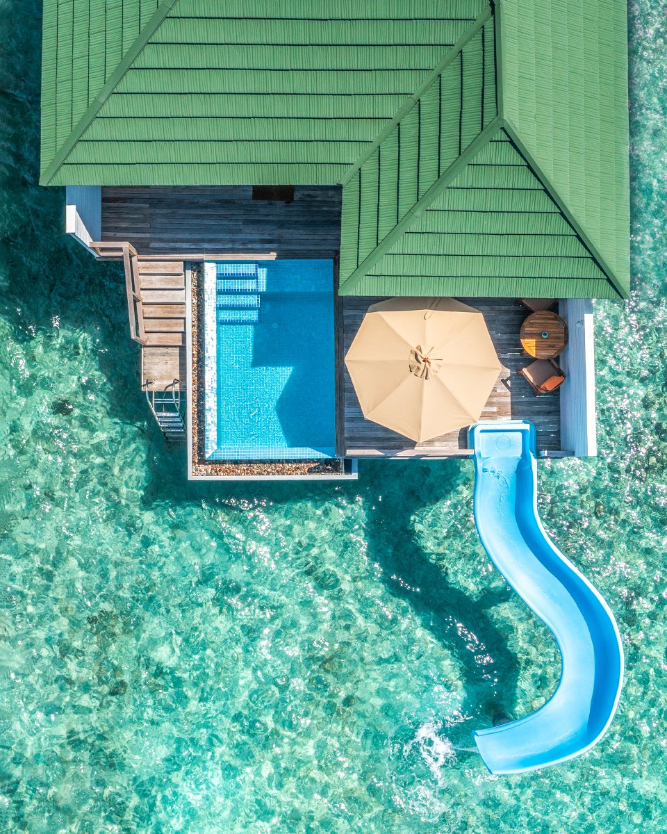 Say goodbye to traditional water villas and slide into the lagoon to release your inner child. 🙌 Who's excited to stay in a slide villa?

#siyamworld #sunsiyamresorts #worldofpossibilities #byebyeboredom #helloendlessescapades #maldives #naturallynoonu #beachresort #allinclusive
