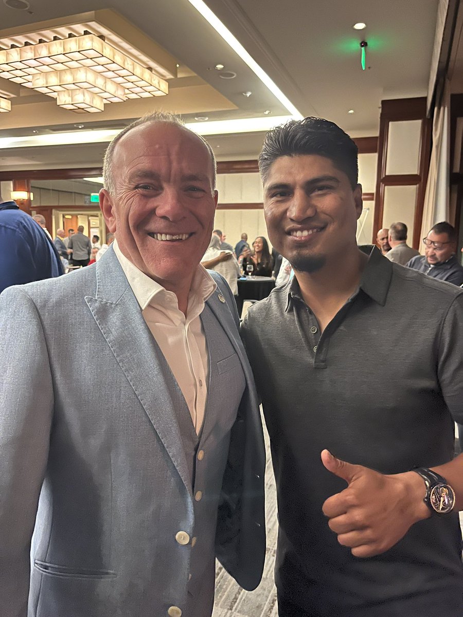 At the @IBFUSBAboxing Convention with @mikeygarcia 🥊