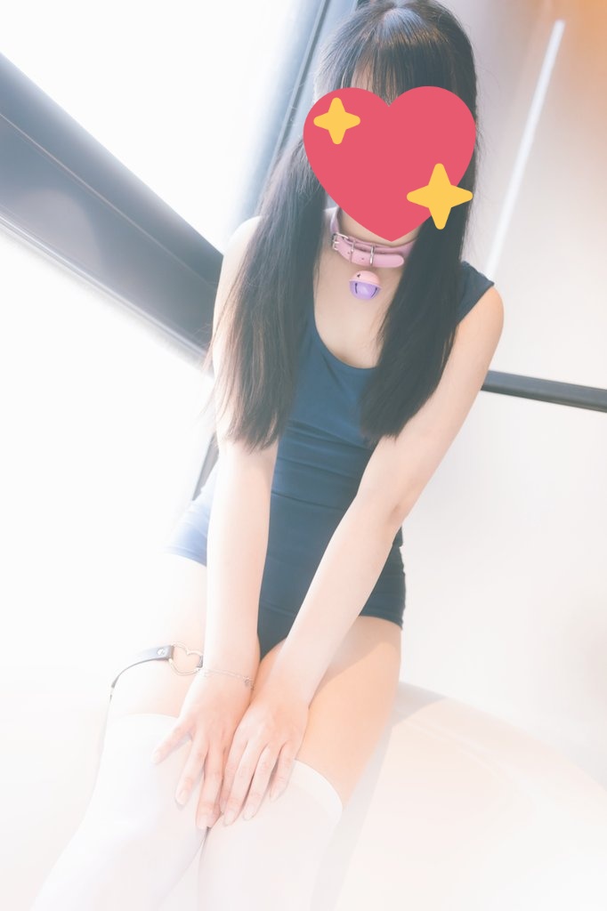 一直下雨( ･ั﹏･ั)
想跟美少女去約會(ノ｀Д´)ノ彡┻━┻

#スクール水着 #ニーハイ 
#絶対領域 #ふともも #絕對領域 #JK 
#jk制服 #女高中生 #腿控 #ブルマ #雙馬尾 #裏垢 #ツインテール