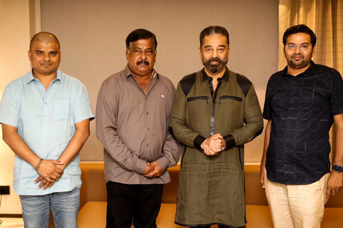 Raaj Kamal Films International (@rkfi) on Twitter photo #VikramHitlist Telugu to be released in 400+ theatres across AP and Telangana
#KamalHaasan #VikramFromJune3 #VikramHitlist
<a href="/ikamalhaasan/">Kamal Haasan</a> #SudhakraReddy <a href="/Dir_Lokesh/">Lokesh Kanagaraj</a> <a href="/VijaySethuOffl/">VijaySethupathi</a> #FahadhFaasil <a href="/anirudhofficial/">Anirudh Ravichander</a> #Mahendran <a href="/actor_nithiin/">nithiin</a> <a href="/SreshthMovies/">Sreshth Movies</a> <a href="/RKFI/">Raaj Kamal Films International</a> <a href="/turmericmediaTM/">Turmeric Media</a> #VikramHitlist Telugu to be released in 400+ theatres across AP and Telangana
#KamalHaasan #VikramFromJune3 #VikramHitlist
<a href="/ikamalhaasan/">Kamal Haasan</a> #SudhakraReddy <a href="/Dir_Lokesh/">Lokesh Kanagaraj</a> <a href="/VijaySethuOffl/">VijaySethupathi</a> #FahadhFaasil <a href="/anirudhofficial/">Anirudh Ravichander</a> #Mahendran <a href="/actor_nithiin/">nithiin</a> <a href="/SreshthMovies/">Sreshth Movies</a> <a href="/RKFI/">Raaj Kamal Films International</a> <a href="/turmericmediaTM/">Turmeric Media</a>