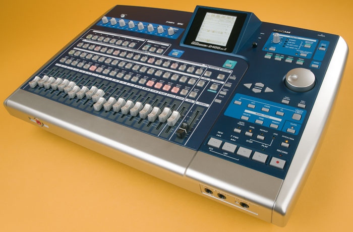 soundonsoundmag's tweet photo. This week our #TBT is from the June 2007 edition when we reviewed the 2488 MkII from Tascam, how did the revamp of the groundbreaking 2488 stack up against the competition?
https://t.co/GEyxvbW36E
#tascam #2488 #2488mkII #multitracker #recording #homerecording #studio https://t.co/YberLgyKnt