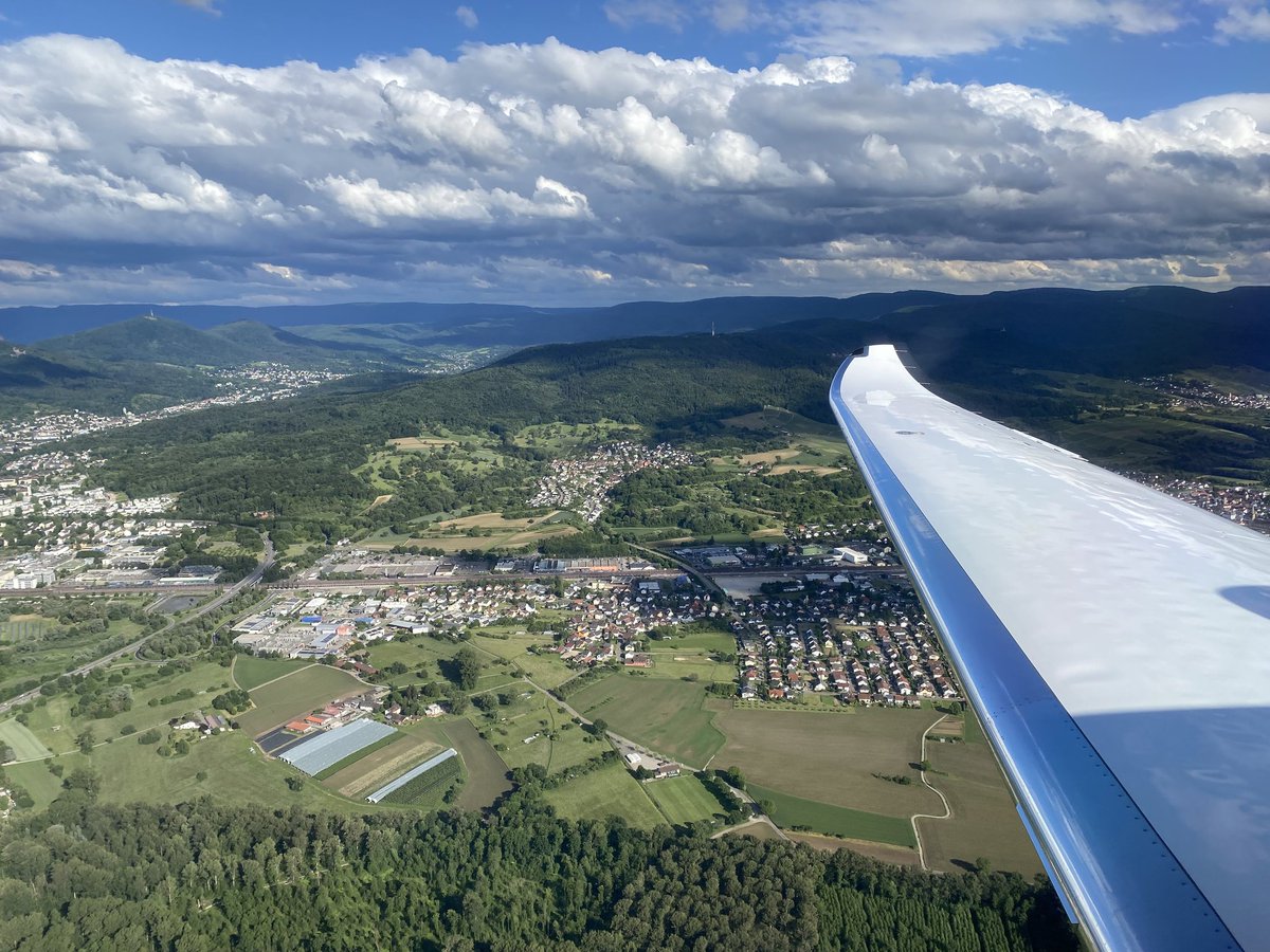 RateMyCRM's tweet photo. Had the pleasure of assisting with a base training for two new colleagues this week. @fly_baden
#EDSB #roundandroundwego https://t.co/9JuScDCZr8