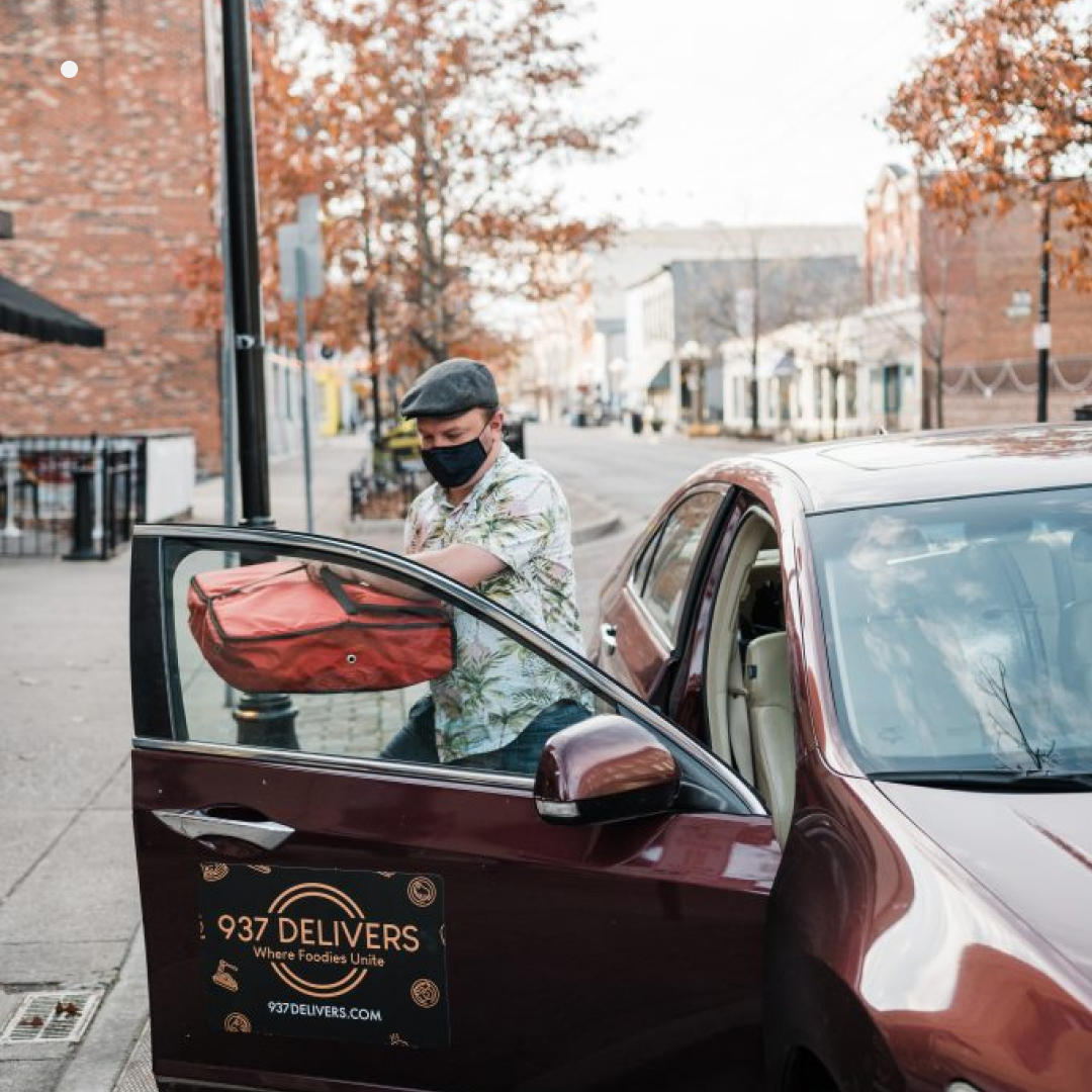 Alternative models for local food deliveries are being launched to create better conditions for workers and less fees for restaurants. 
Read more about this: ow.ly/N7Gy50J8zUj