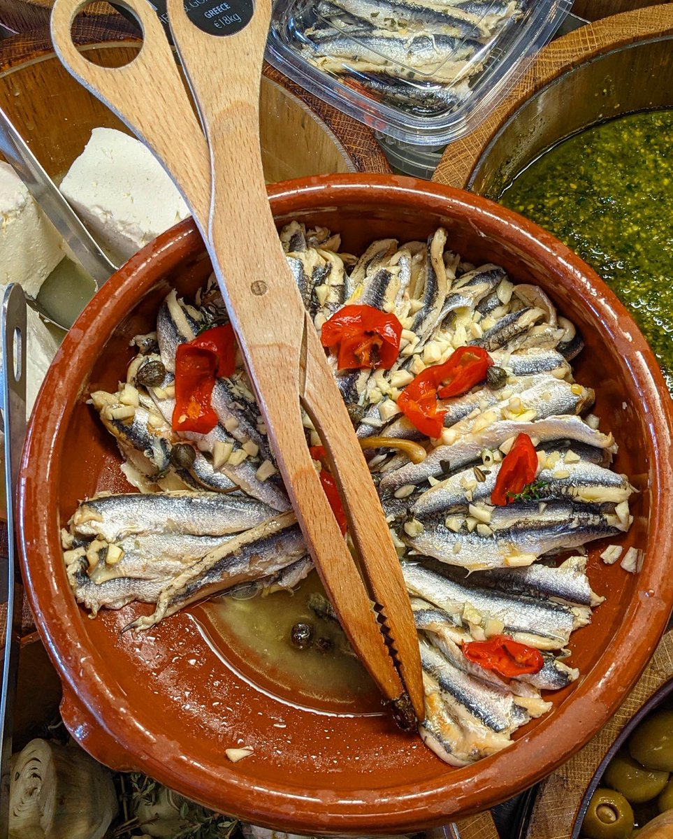 ToonsBridge's tweet image. We hope you’re all having a wonderful week! 

We’re opening our doors on 📍Serpentine Avenue at 8am this morning with lots of options for breakfast &amp;amp; lunch 🫒 

If you’re in📍Cork today, pop in to see us at our stall in the @englishmarketcork 🧀 

#toonsbridgedairy