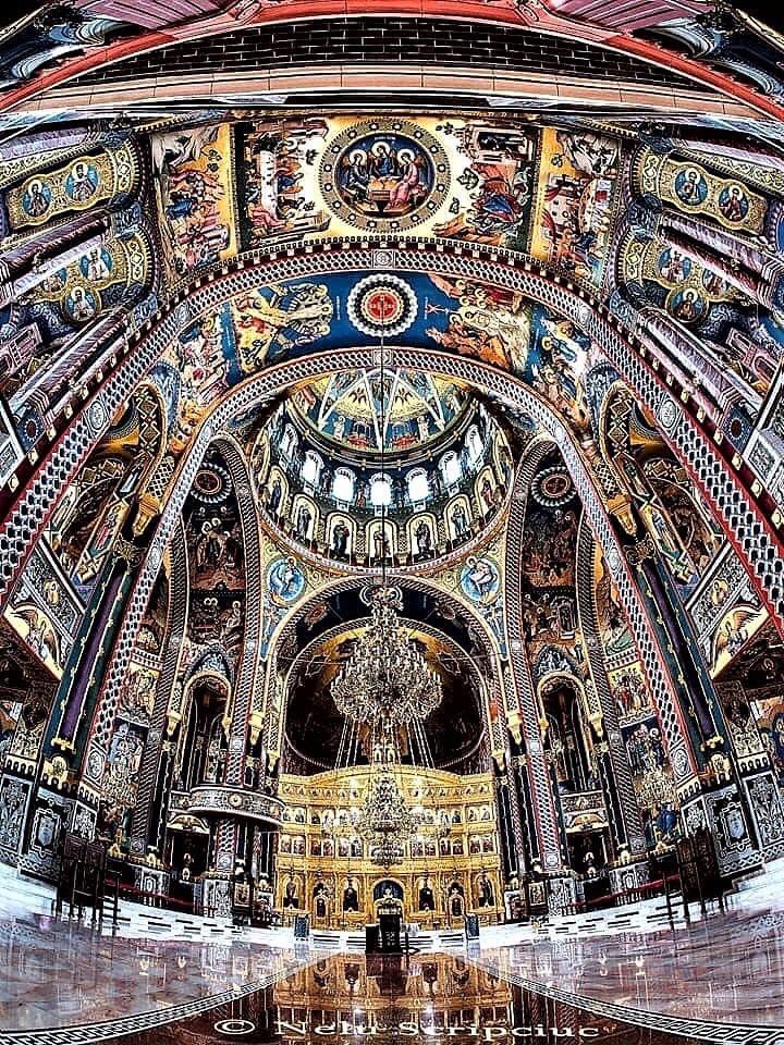 Holy Trinity Cathedral, Sibiu, Romania #architectural #architecturelovers #architecturephotography #architecturaldesign #beautiful #Church #cathedral #Travel