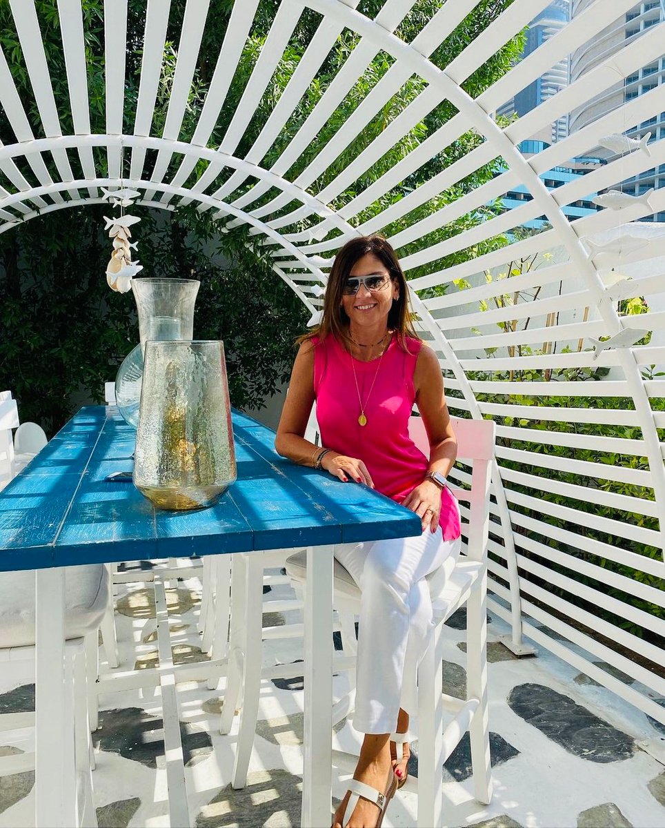 Home is where the sandy toes play and the palm trees sway.🌴

For Unlocking your Destination call +971 4 511 7771

📸 <a href="/alya71/">nargis naray</a>

#lemeridienminaseyahi