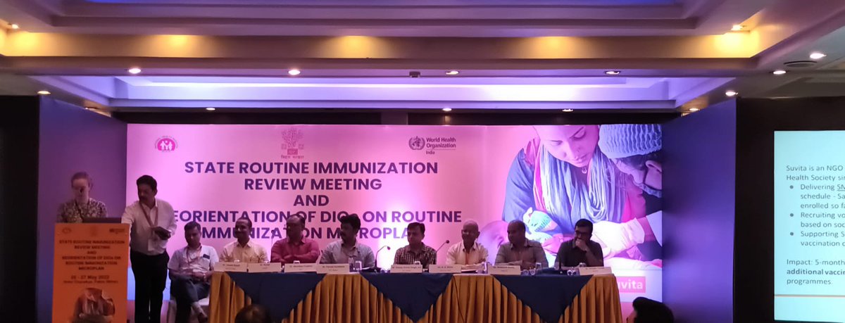 BiharRoutine's tweet photo. Shri Sanjay Kumar Singh (IAS), ED SHSB along with Dr. N.K.Sinha, AD-cum-SIO Bihar, addressing the DIOs and representatives of partner organizations during the State Routine Immunization Review Meeting @DrNKSinha1 @WHOSEARO @UNICEFIndia @UNDP_India 
#VaccinesWork #BiharHealthDept https://t.co/QusUtxOA0I