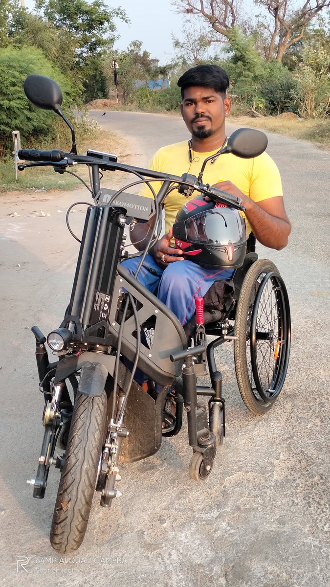 grab_india's tweet photo. GRAB has collaborated with @neomotionlife and @Youth4Jobs Foundation to launch its new initiative “Livelihood on Wheels”.
To know more, clink on - https://t.co/xqi8jwjOTZ
@reliancegroup
#LivelihoodonWheels #NewInitiative #Reliance #Youth4Jobs #NeoMotion #InTheNews https://t.co/nkkTNx67eB