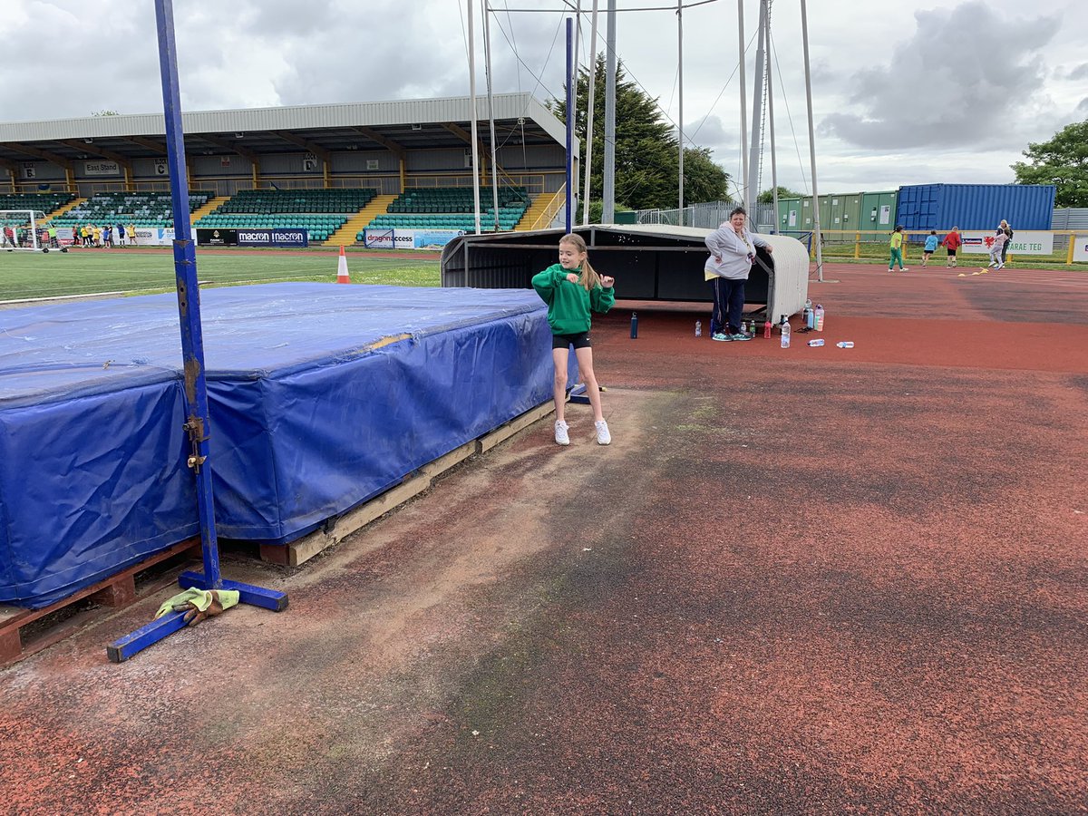 Miss N Davies tweet media