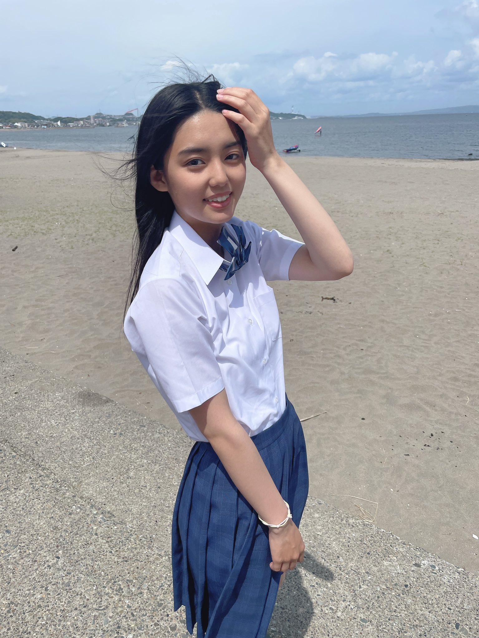 松島かのん　制服 