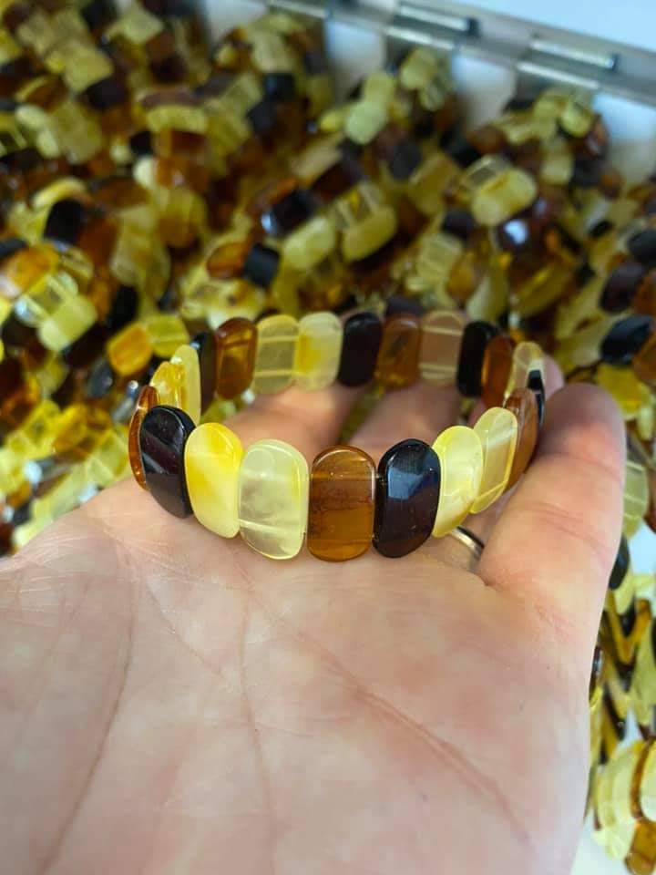 Yetişkin Damla  Kehribar Rolex bilekliklerimiz.Fiyat bilgisi için Dm den iletişime geçiniz 😊